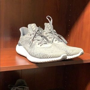 Adidas alpha bounce shoes